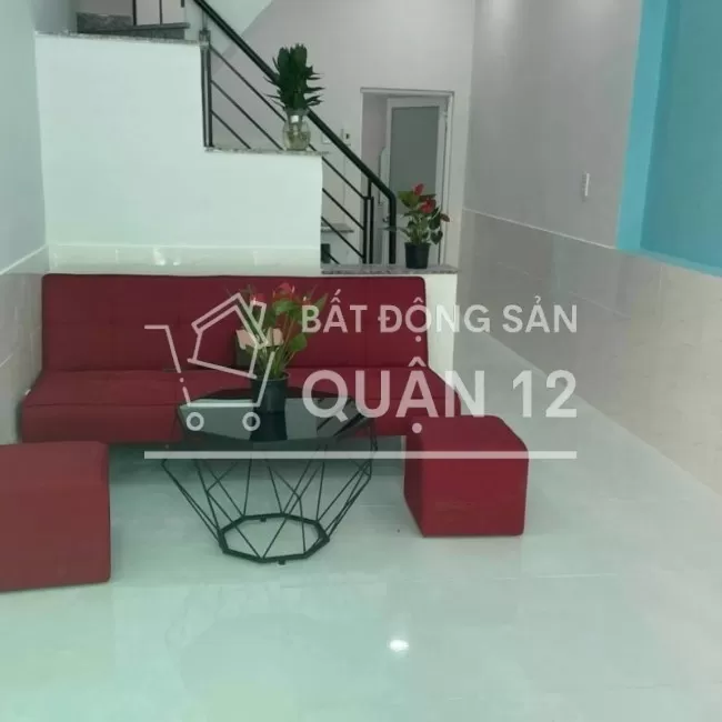 1 tỷ- nhà 1 trệt 2 tầng lầu + sân thượng- hẻm xe ô tô 