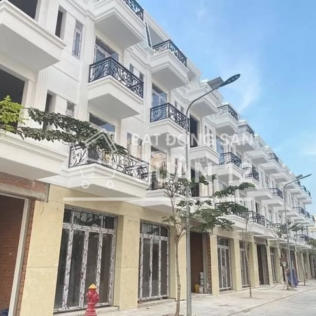 Nhà Phố Châu Âu Cao Cấp Liền Kề Gò Vấp Sổ Riêng