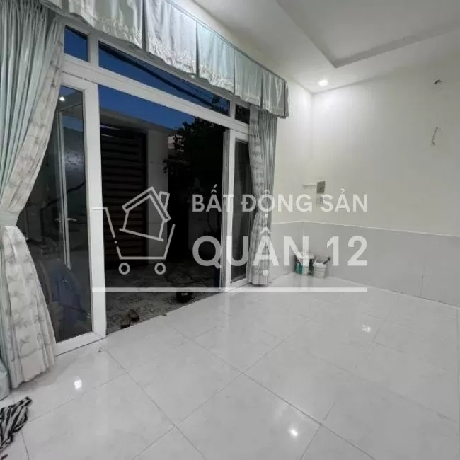 nhà quận 12 ngã tư ga vào hà huy giáp 1 lầu 