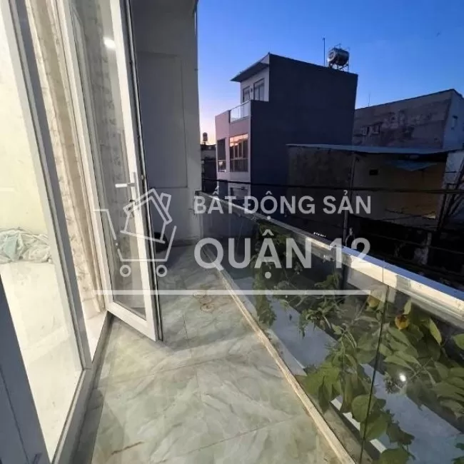 nhà quận 12 ngã tư ga vào hà huy giáp 1 lầu 