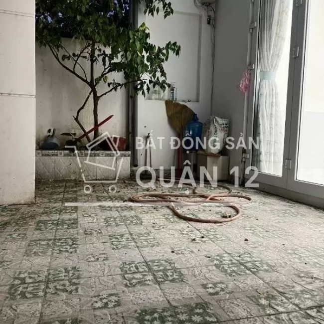 nhà quận 12 ngã tư ga vào hà huy giáp 1 lầu 