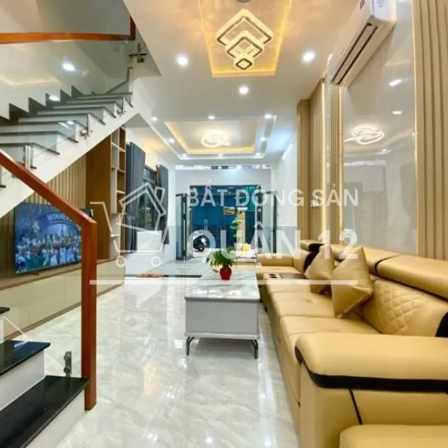 Cần tiền gấp bán nhà đường Hà Huy Giáp, quận 12 có sổ hồng riêng 