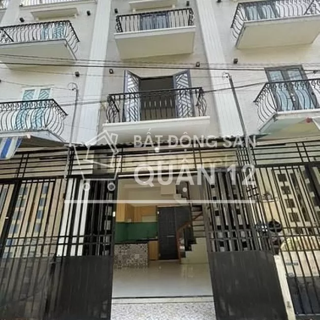 BÁN GẤP nhà đẹp 2 lầu 2PN, 3WC KDC đông đúc