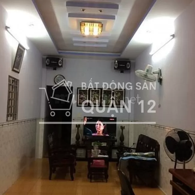 Bán nhà gấp mặt tiền Nguyễn Ảnh Thủ, quận 12