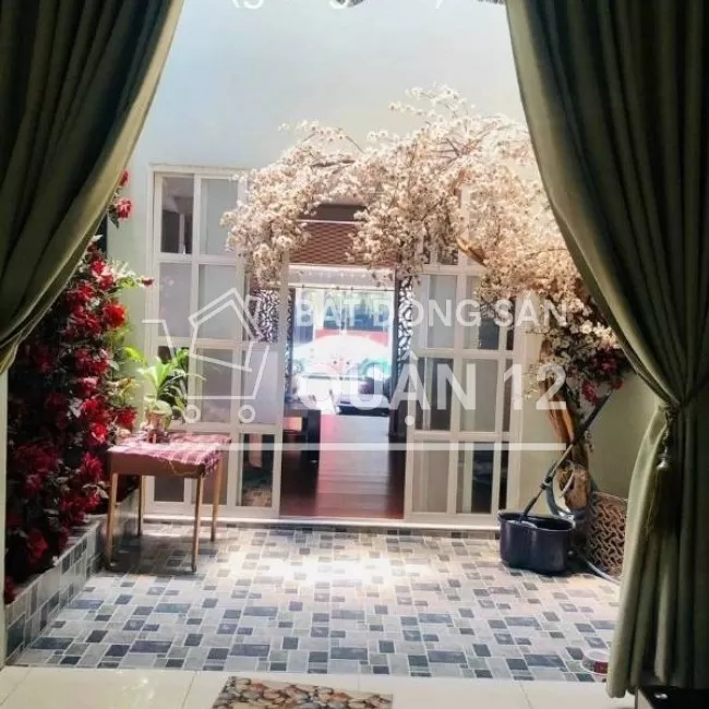 Nhà Mặt tiền KD 4.2x25m 2 lầu Nguyễn Anh thủ 9.7ty