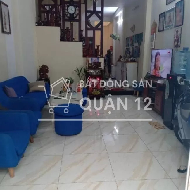 Nhà hẻm xe tải 1 sẹc Nguyễn Văn Quá, 4 x 18m, 3L