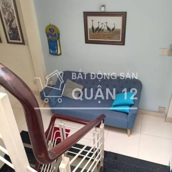 Nhà hẻm xe tải 1 sẹc Nguyễn Văn Quá, 4 x 18m, 3L