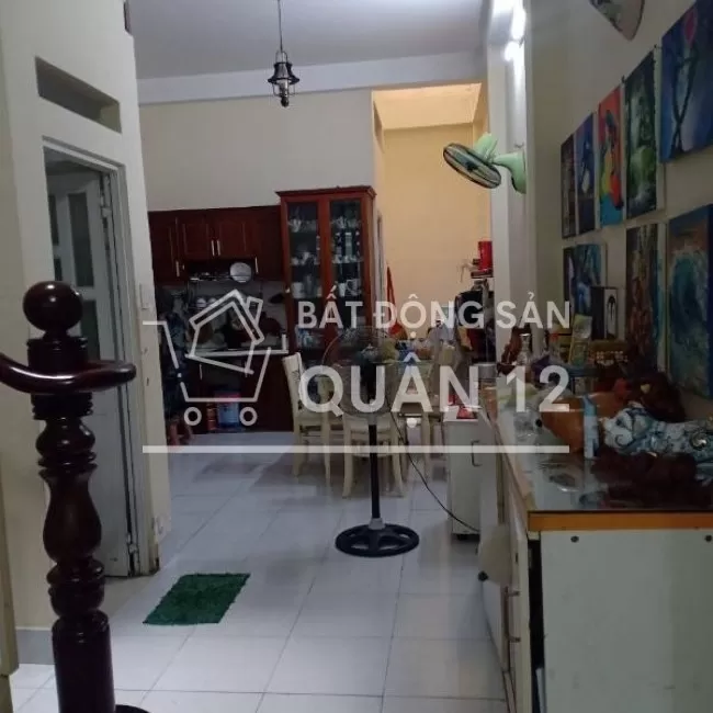 Nhà hẻm xe tải 1 sẹc Nguyễn Văn Quá, 4 x 18m, 3L