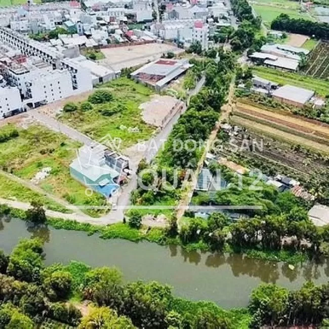 Nhà phố Quận 12 mới xây, hoàn thiện cơ bản, 52m2, 1 trệt 3 lầu