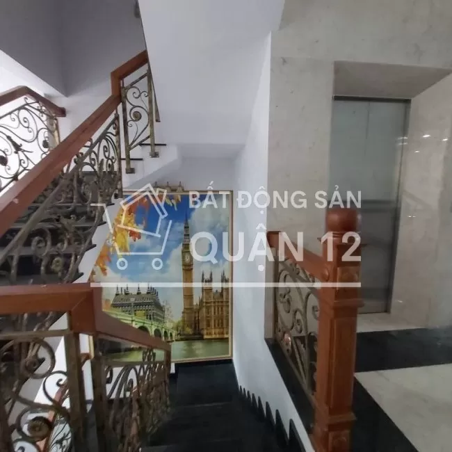 Rất hót bán nhà 7 tầng, mặt tiền, tô ký, quận 12, dt 154m2.