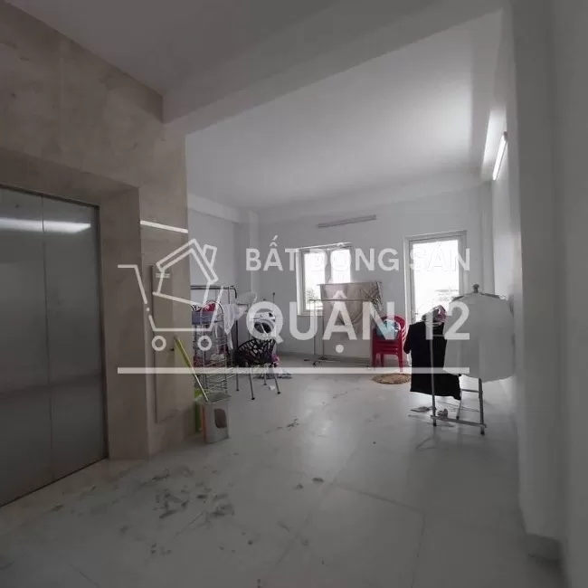 Rất hót bán nhà 7 tầng, mặt tiền, tô ký, quận 12, dt 154m2.