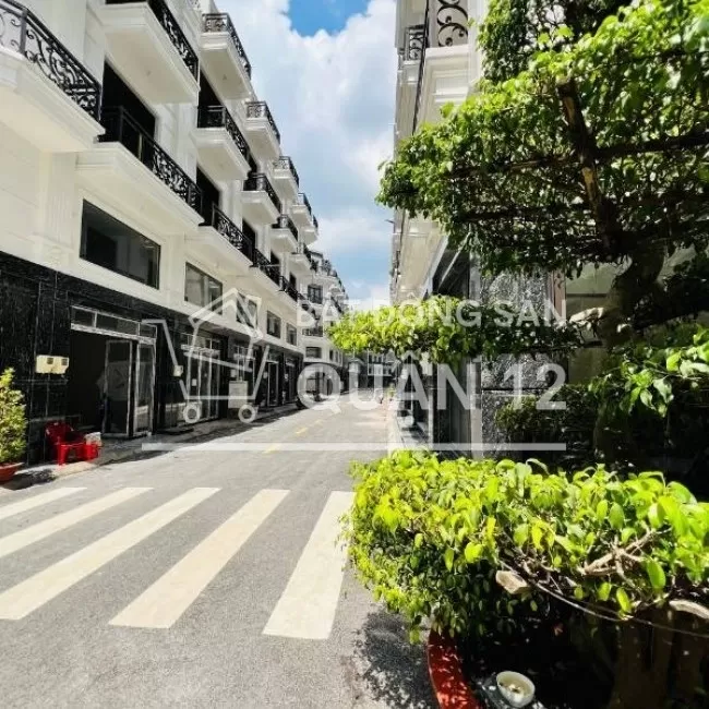 Nhà phố Châu Âu 1T3L, diện tích sử dụng 320m, sang tên công chứng ngay