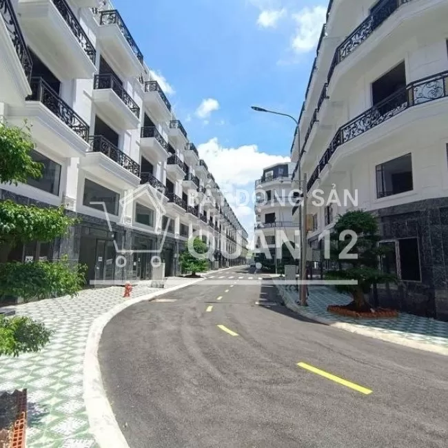 Bán nhà Quận 12, khu dự án hot nhất, 52m2, 4 tầng chỉ 5 tỷ x
