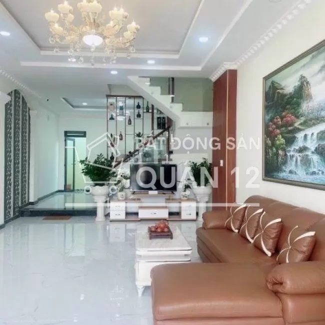 BÁN NHÀ 1 TRỆT 2 LẦU , 1 Lửng , 1 SÂN THƯỢNG QUẬN 12 TPHCM