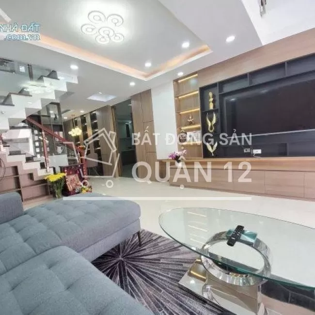 BÁN NHÀ 1 TRỆT 2 LẦU , 1 Lửng , 1 SÂN THƯỢNG QUẬN 12 TPHCM