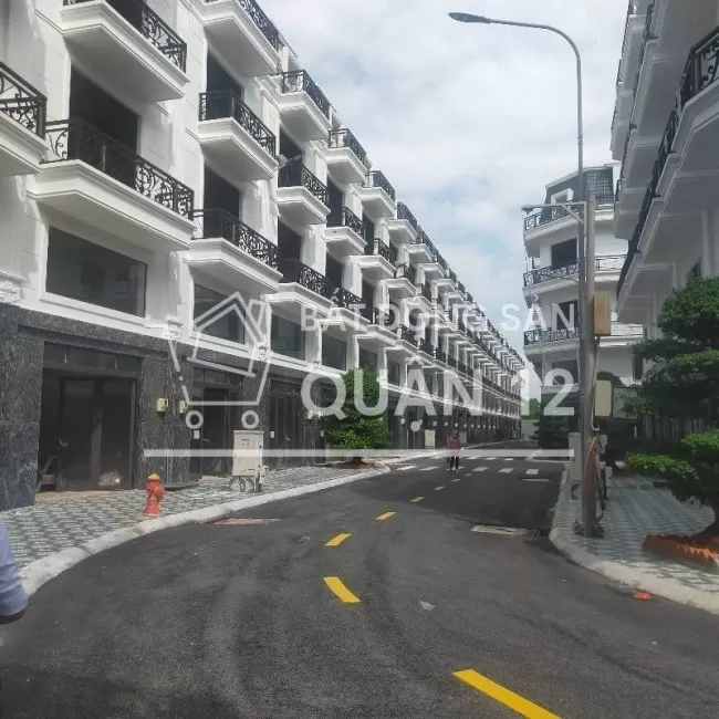 Nhà phố liền kề ven sông trung tâm q12 giá cực tốt
