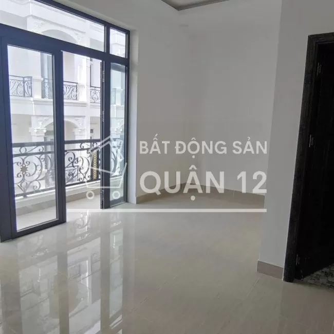 Khu nhà phố HOT gần Cao Đẳng Điện Lực Q.12
