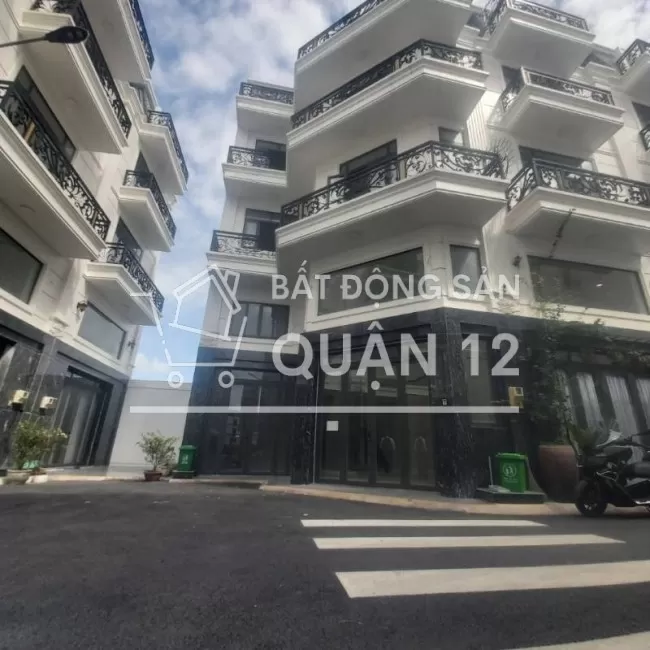 Bán Nhà Phố thiết kế theo phong cách tân cổ điển Châu Âu