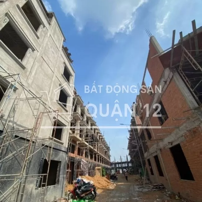 BÁN NHÀ SỔ HỒNG RIÊNG , THẠNH XUÂN , QUẬN 12