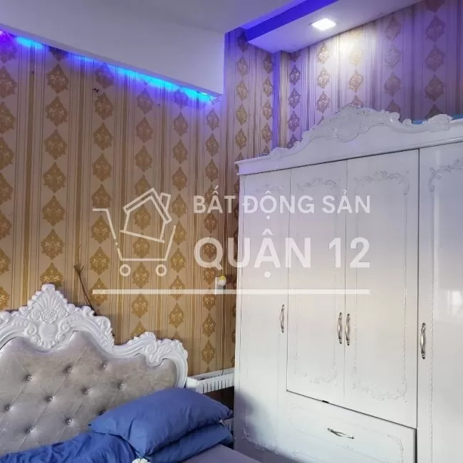 Nhà hẻm xe tải Trường Chinh, mới, đẹp, giá chỉ 3,95 tỷ TL