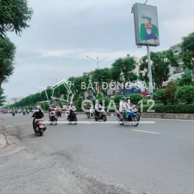 Bán nhà Mặt Tiền Trường Chinh - KPL 120m2 3 tầng chỉ 5tỷ8