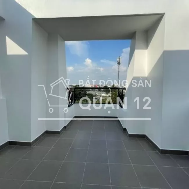 Bán nhà 3 lầu view Công Viên, Hồ Bơi.liền kề cầu sắt An Phú Đông. 