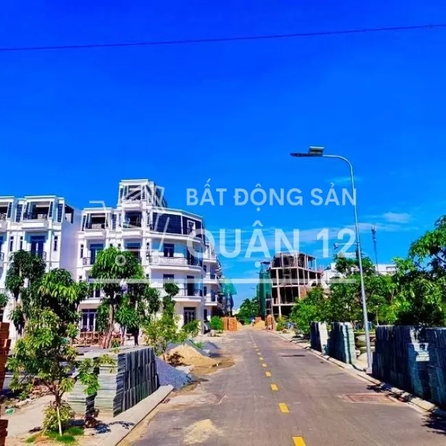 Khu nhà phố Vườn Lài Garden 1T 3L, khu Compound có hồ bơi và công viên