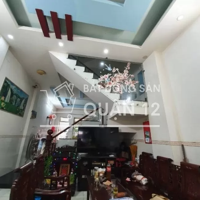 MT Dương Thị Giang, đường 10m thông, 90m2, 4 tầng, chỉ 9,6 tỷ