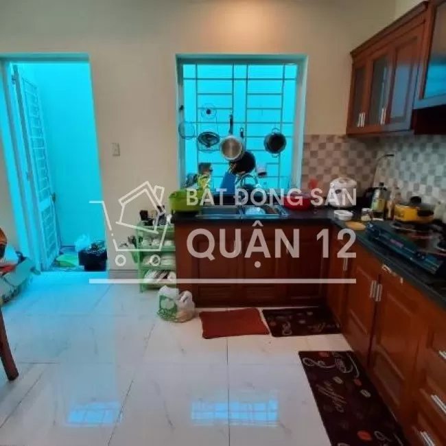 Nhà 2 lầu đường hà huy giáp , hẻm 6m , 4*18m , 4,88 tỷ , 3pn ,4wc .