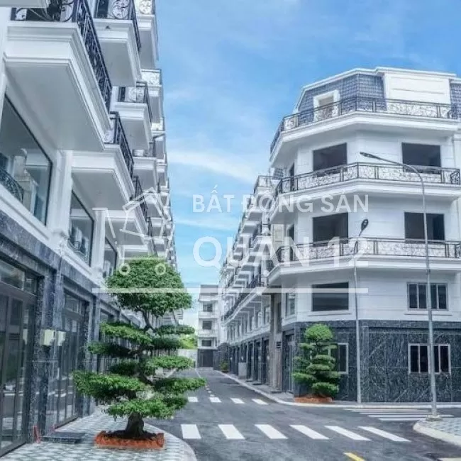 Thua lỗ chứng khoán bán nhà Vip Hà Huy Giáp TX Q12 The Sol Residence