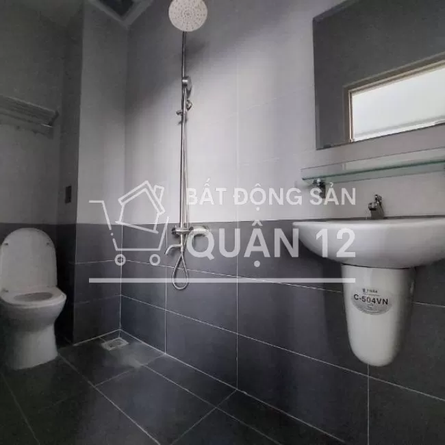 Bán nhà mới trệt 3 lầu gần Ngã Tư Ga Q12 giáp Gò Vấp chỉ 2,5 tỷ sở hữu