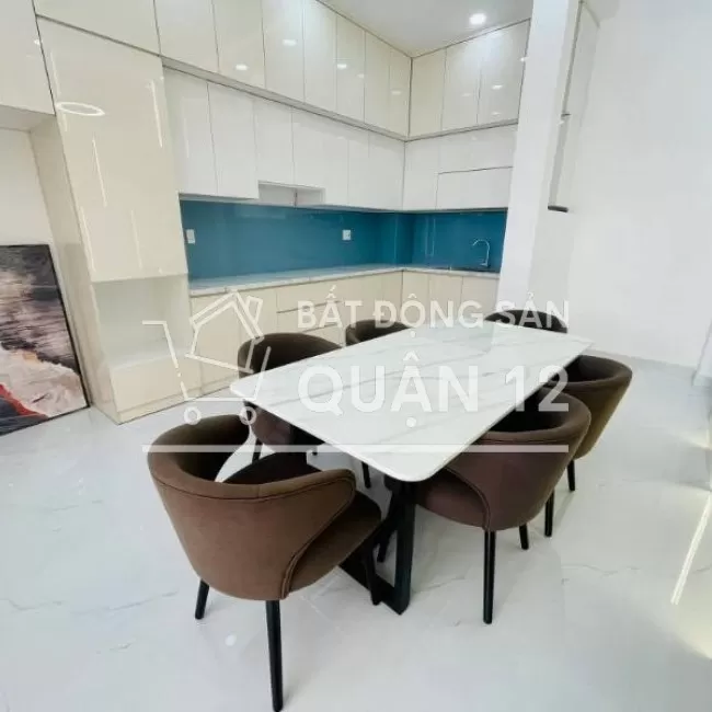 Nhà 3 lầu Hà Huy Giáp sổ sẵn công chứng liền giá 4.8 tỷ thương lượng