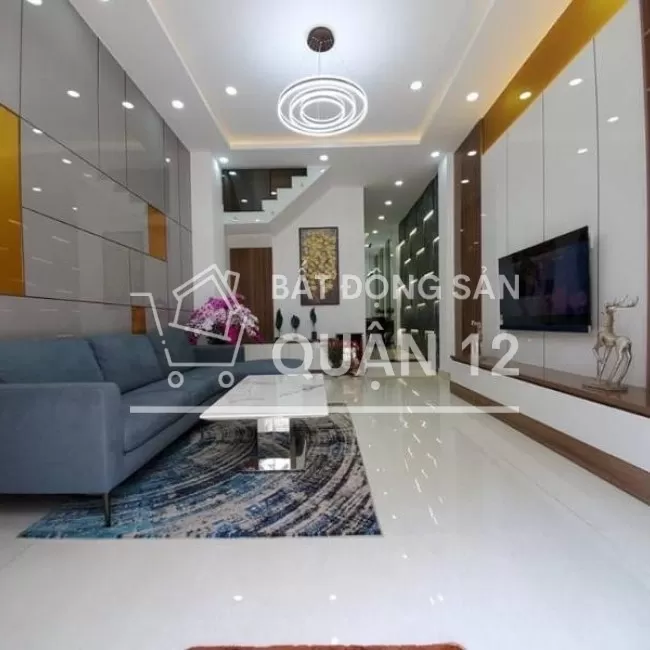 Còn 2 căn chiết khấu mạnh nhà phố ngã tư ga 1 trệt 4 lầu có thang máy