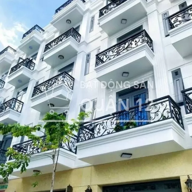 Nhà 5 tầng Hà Huy Giáp, có thang máy sổ hồng riêng, giá 4.8 tỷ (4x18m)