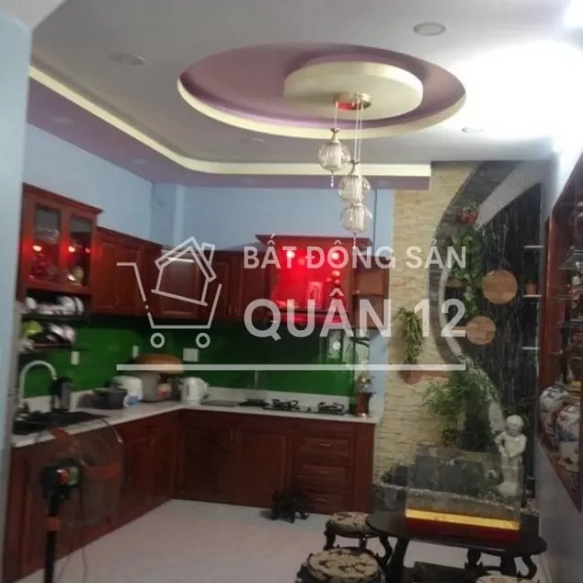 Bán gấp nhà hà huy giáp, quận 12, hẻm xe hơi, 66m2, giá 5.5 tỷ