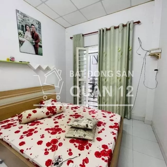 Bán Nhà 2 Mặt Tiền Hà Huy Giáp, hẻm ô tô đến nhà ,DT 3,2x9m, 1 Lầu