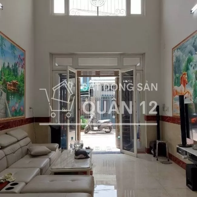 Bán gấp nhà quận 12 shr mt đường Hà huy giáp nhận nhà vô ở ngay