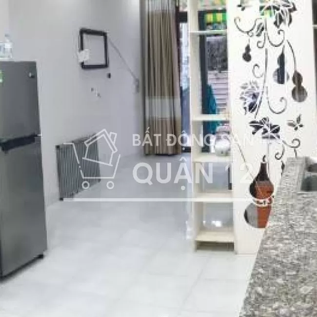 Bán nhà hẻm xe hơi , khu dân cư đẹp, cách đường Hà Huy Giáp 200m