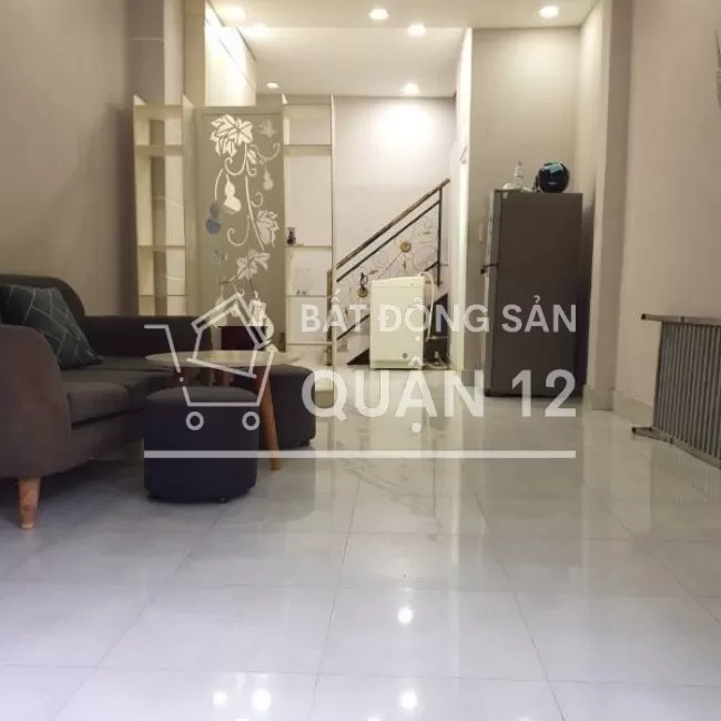 Bán nhà hẻm xe hơi , khu dân cư đẹp, cách đường Hà Huy Giáp 200m