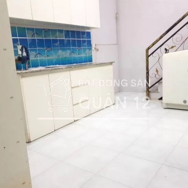 Bán nhà hẻm xe hơi , khu dân cư đẹp, cách đường Hà Huy Giáp 200m