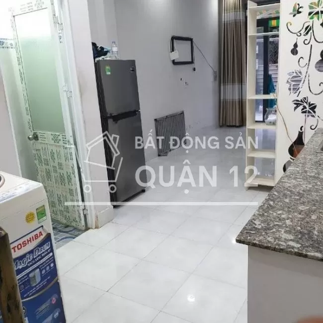 Bán nhà hẻm xe hơi , khu dân cư đẹp, cách đường Hà Huy Giáp 200m