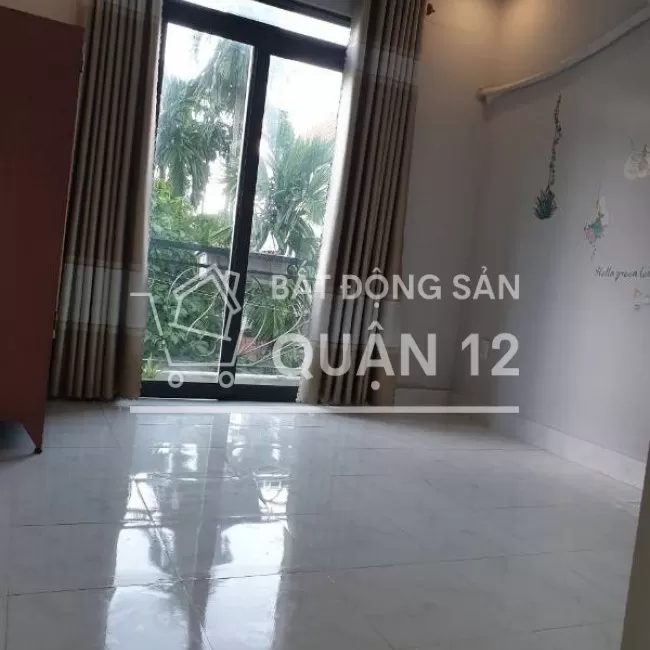 Bán nhà hẻm xe hơi , khu dân cư đẹp, cách đường Hà Huy Giáp 200m