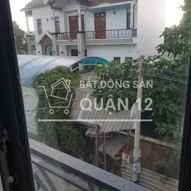 Bán nhà hẻm xe hơi , khu dân cư đẹp, cách đường Hà Huy Giáp 200m
