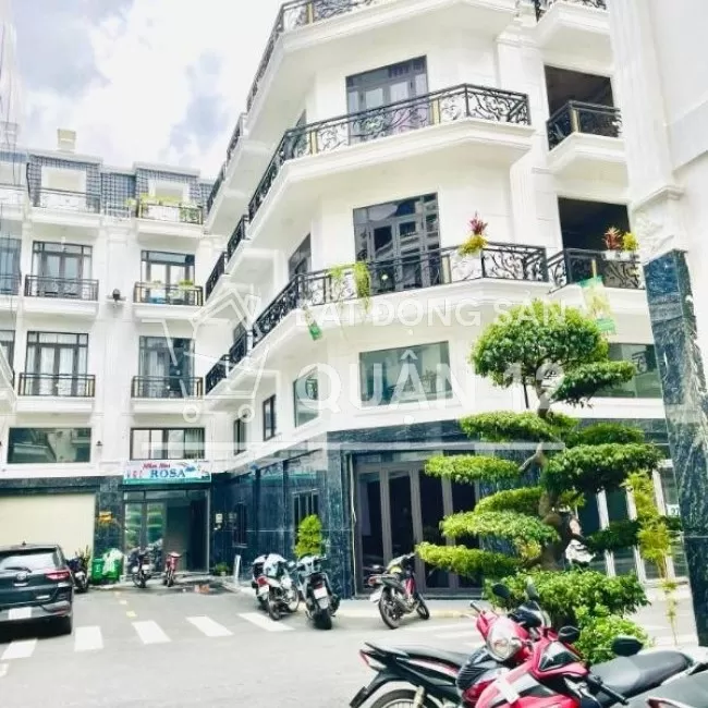 KHU NHÀ PHỐ BIỆT LẬP 1 TRỆT 3 LẦU 1 TUM TỐT NHẤT QUẬN 12 ,4TỶ850 200m2
