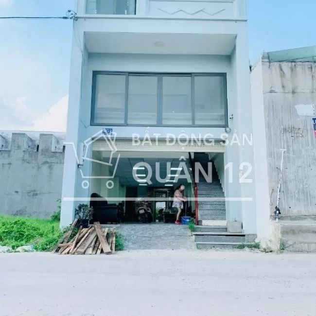 Bán gấp Toà nhà văn phòng gần cầu Phú Long, quận 12