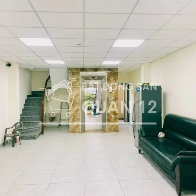 Bán gấp Toà nhà văn phòng gần cầu Phú Long, quận 12