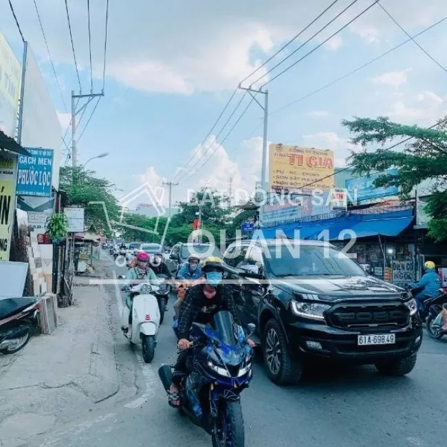 Bán gấp Toà nhà văn phòng gần cầu Phú Long, quận 12