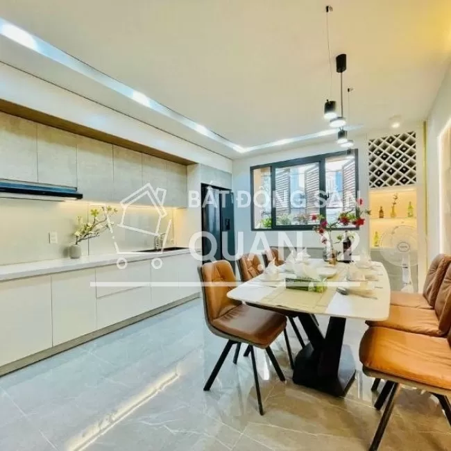 Nhà 4 tầng 280m2 4PN 5WC sổ sẵn sang tên ngay, cuối Nguyễn Oanh Gò Vấp