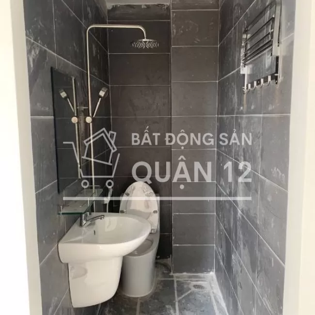Bán nhà Hà Huy Giáp,Q12 1 trệt 3 lầu SHR chỉ 5tỷ - LH Phụng 0901907148