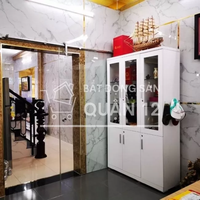 Bán nhà giáp gò vấp, hẻm xe hơi, 80m2, giá 5.1 tỷ
